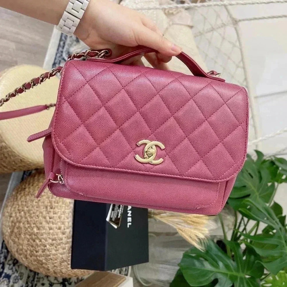 CHANEL Handbags - 🌸CHANEL  BUSINESS AFFINITY MEDIUM🌸